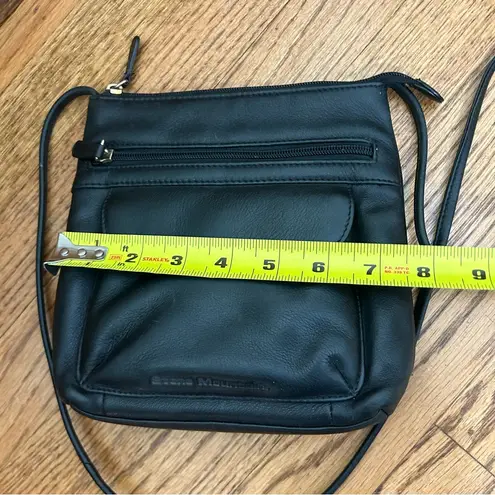 STONE MOUNTAIN Black Leather Crossbody Minimalist Purse