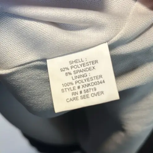 Ny Collection black and white lined dress above the knee Size Large