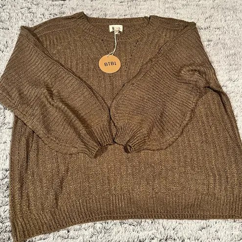 BiBi Boutique sweater with balloon sleeves in size L NWT Tan Size L
