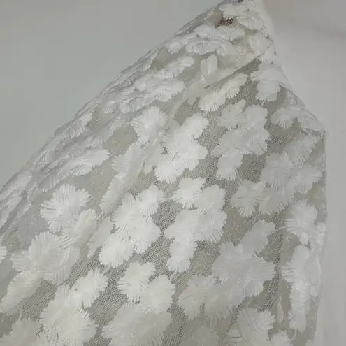 Marc New York White Puff Sleeve T-Shirt size Medium NWT Scoop Neck Embroidered