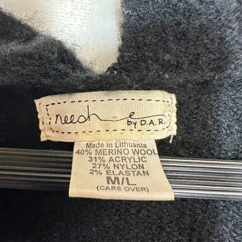 Neesh by D.A.R Anthropologie M/L Goth Black Merino Wool Ruffle Sweater Romantic Size L