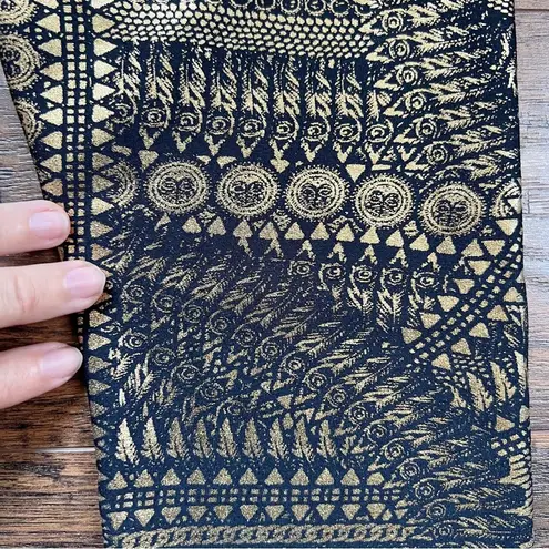 Zumba • All Night Metallic Capri Leggings cropped gold foil medallion print