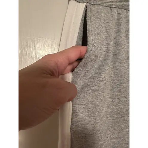 Bailey44 Bailey/44 Women's Grey White Wide Leg Pull On Pants Ultra Soft Size Small #E8-5