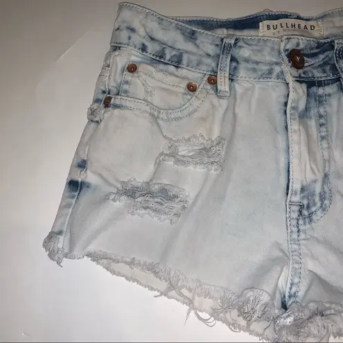Bullhead Denim High Rise lightwash distress Shorts Size undefined