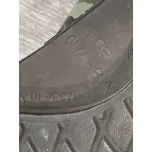 OOFOS Ooclog Shoes Clogs Slip On Recovery Green Camo Mens 8 Mules Womens 10