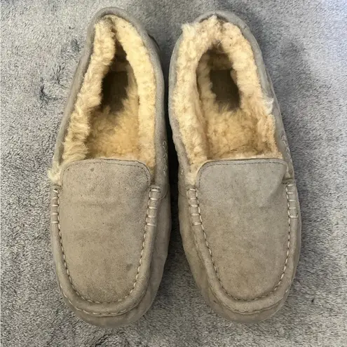 UGG Women’s  Ansley Slippers