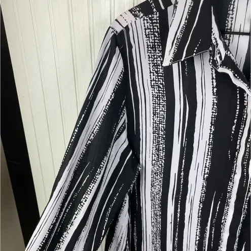 Peck & Peck Black and White Striped Button Down Tunic Shirt Women's Size Large