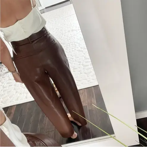 Wilfred Aritzia Vegan Leather Pleated Trouser Pants in Chocolate Brown Size 00