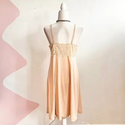 Vassarette Vintage Lace Babydoll Nightgown Slip Dress Coquette Soft Girl Medium