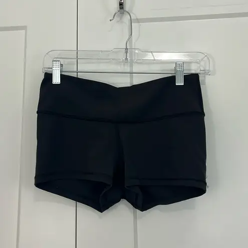 Lululemon  Size 4 Black Athletic Yoga Shorts