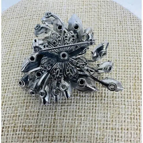 VTG Gorgeous Prong Brooch Smoky Gray Milk Color Stones & Clear Prong Set Brooch