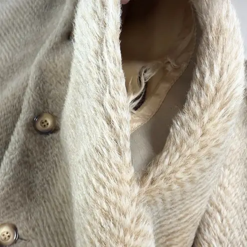 Vintage 70s Beige Faux Fur Coat Style VI Ltd Collared Button Front, Sz Medium Tan