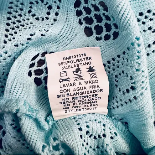 High / low open work top, no size, see measurements, approx S Blue Size undefined