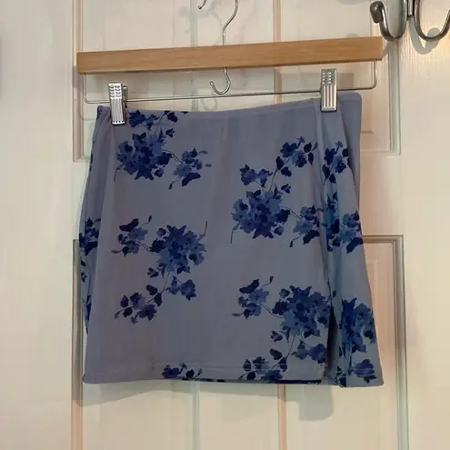 Princess Polly  blue floral skirt. Size 2