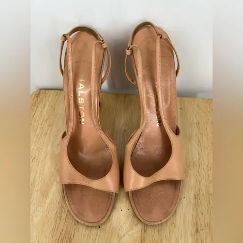 Halston Heritage Vintage 80’s Women's Nude Heels vintage