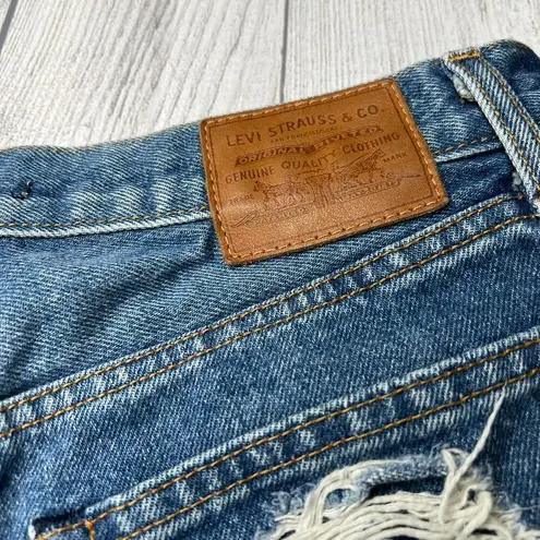 Levi's  Wedgie Short High Rise Medium Wash Distressed Cut Off Denim Shorts Sz 30