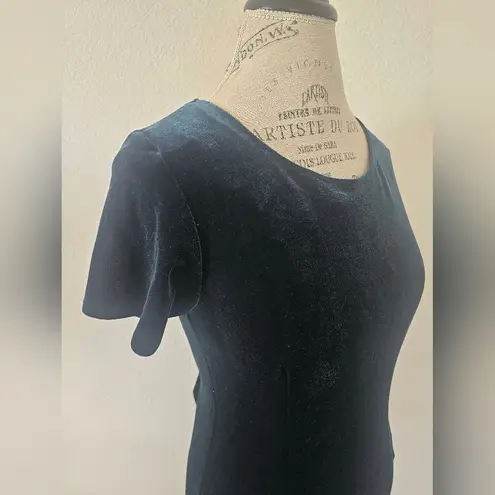 Hillard & Hanson Dark Green Velvet Bow Detail Dress Midi Dress Short Sleeve Back Slit Size 4