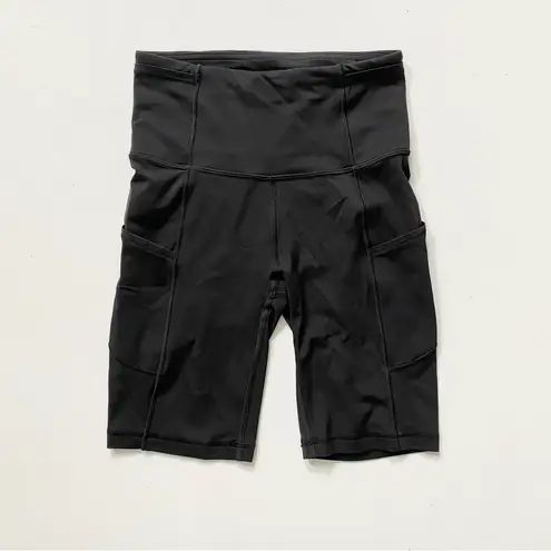Lululemon  Biker shorts in Black color