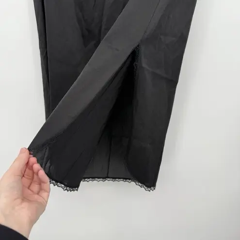 Vanity Fair Vintage Black Nylon Slip Half Skirt Size Medium Elastic USA