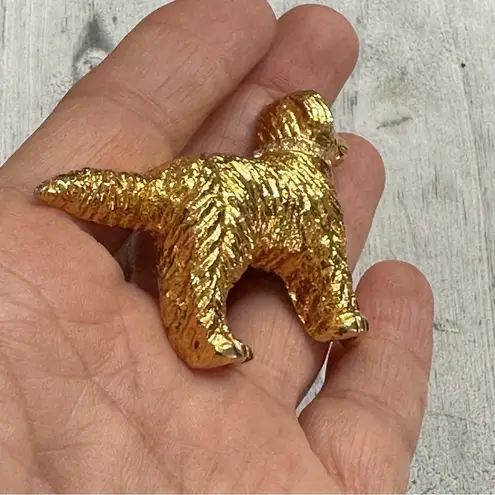 SARD golden retriever gold tone brooch