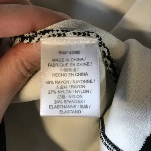 MLV Collection MLV by Mayren Lee Viray Black & White dress M 90s sexy fit and flare geometric