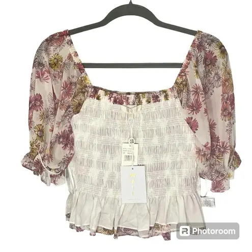 WAYF NWT- PUFFY SLEEVE FLORAL BLOUSE
SIZE M