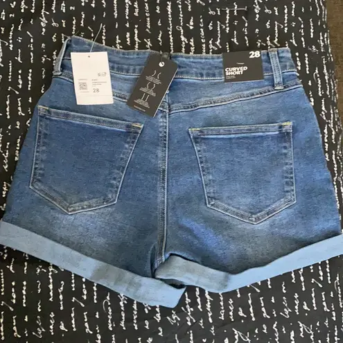 Forever 21 NWT Denim Curvy Shorts