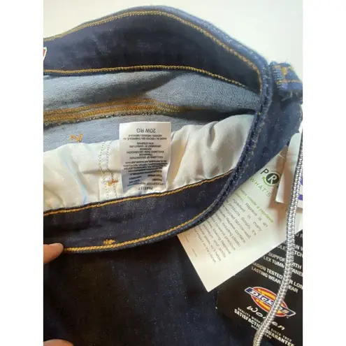 Dickies Woman's Skinny Stretch Blue Jeans Regular Fit Size 20 NWT Dark Wash NEW