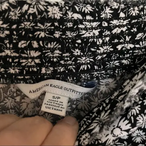 American Eagle  Outfitters Capri Black and White Jumpsuit Size S/P