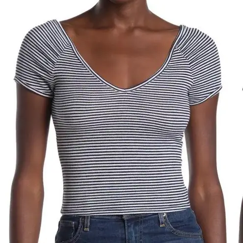 Mauby V neck top blue& white striped w/ raglan sleeves 2XL NWT Blue Size XXL