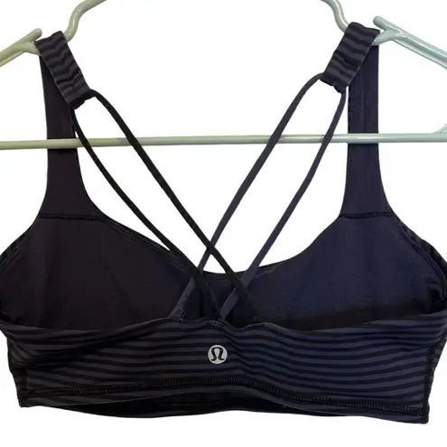 Lululemon  Free To Be Bra