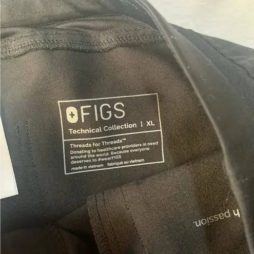 FIGS  womens size XL yola skinny scrub pants black high waist