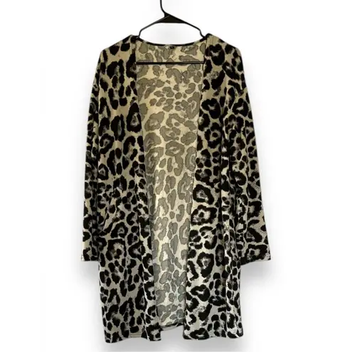 Boutique Womens Soft GreyBlack Animal Print Long Sleeve Open Front Sweater sz L Wild Edgy