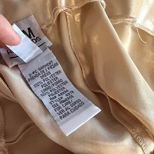 R & M Richards Cream Satin Dress Size 14 - Wedding Dress Special Occasion Dress