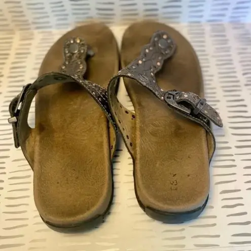 Taos Siren Embellished Leather Sandals‎ Size 7