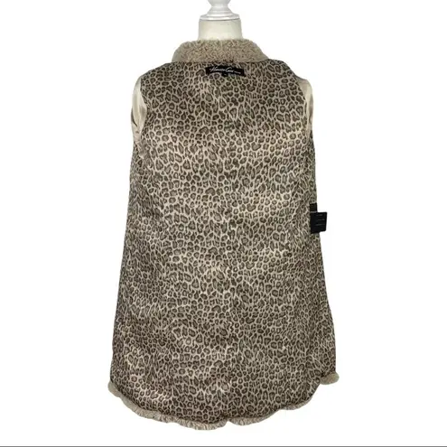 Kenneth Cole  Women's Fuzzy Faux-Fur Teddy Jacket Coat in Beige Size Medium