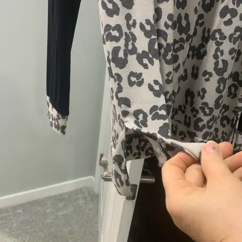 Sew in love Leopard Print Women's long sleeve top medium Black Size L