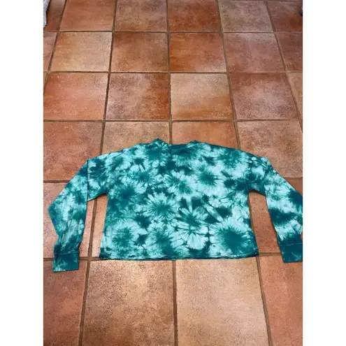Lorna Jane tie-dye pull over T-shirt, long sleeve size medium
