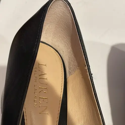 Ralph Lauren Lauren  Jacksen Closed Toe Pumps