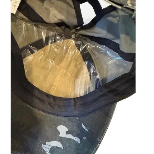 NWOT Camo Hat Criss Cross Back High Ponytail Black Gray