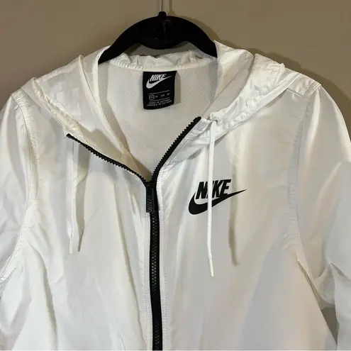 Nike  Women’s White Black Zip Up Windbreaker Jacket XS