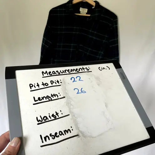 Weatherproof blue green checkered button down shirt women's L comfort stretch