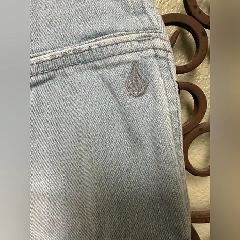 Volcom  high tower jean shorts