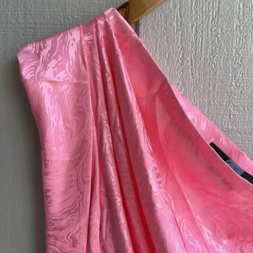 Eva Franco NWT Daphne One Shoulder Top in Pink Bubblegum Satin Size 4