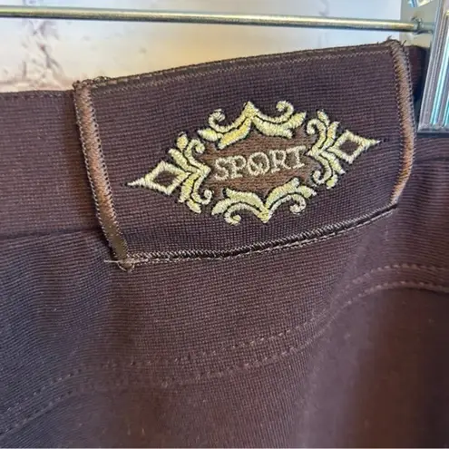 St. John Sport classic brown pleated trousers, gold accents, old money, hemmed