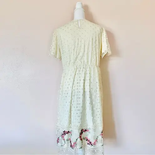 Polagram Cream Yellow Polkadot Embroidered Floral Tulle Short Sleeve Dress.