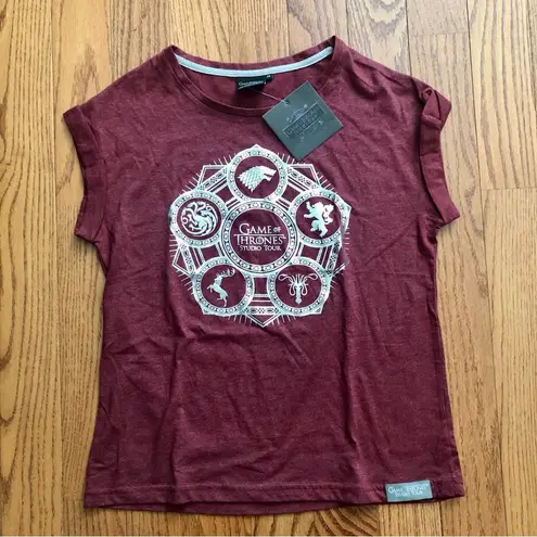 Game of Thrones RARE Crew Neck Graphic TShirt Cherry Burgundy Women’s Size M NWT Red Size M