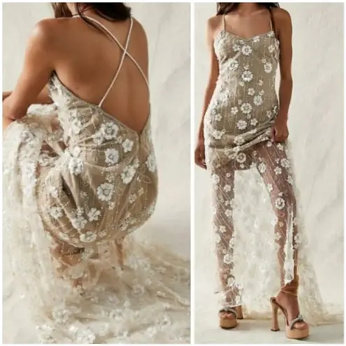 Elliatt Retusa Embellished Mesh Gown XS New with Tag with Sheer Panel Prom Bride