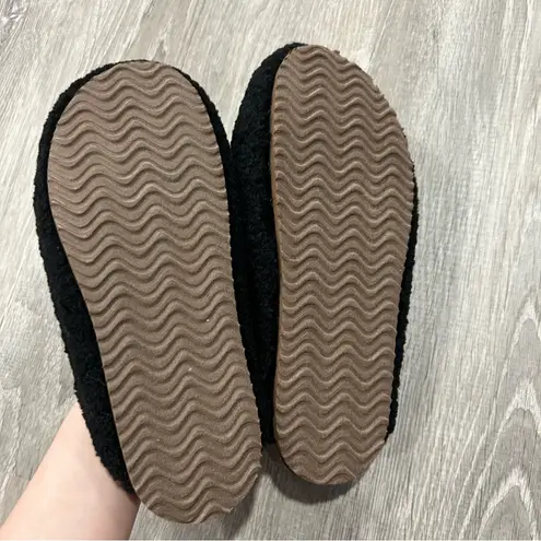 Steve Madden NEW  Vesa Black Fuzzy Loafers - Image 4