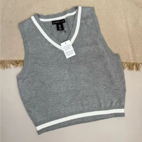 Sincerely Jules Cropped Gray Sweater Vest White Trim V Neck Knit Top Size L Size L